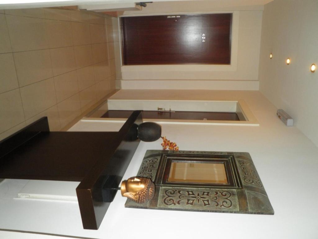 Granada Suites Hotel Amman Phòng bức ảnh