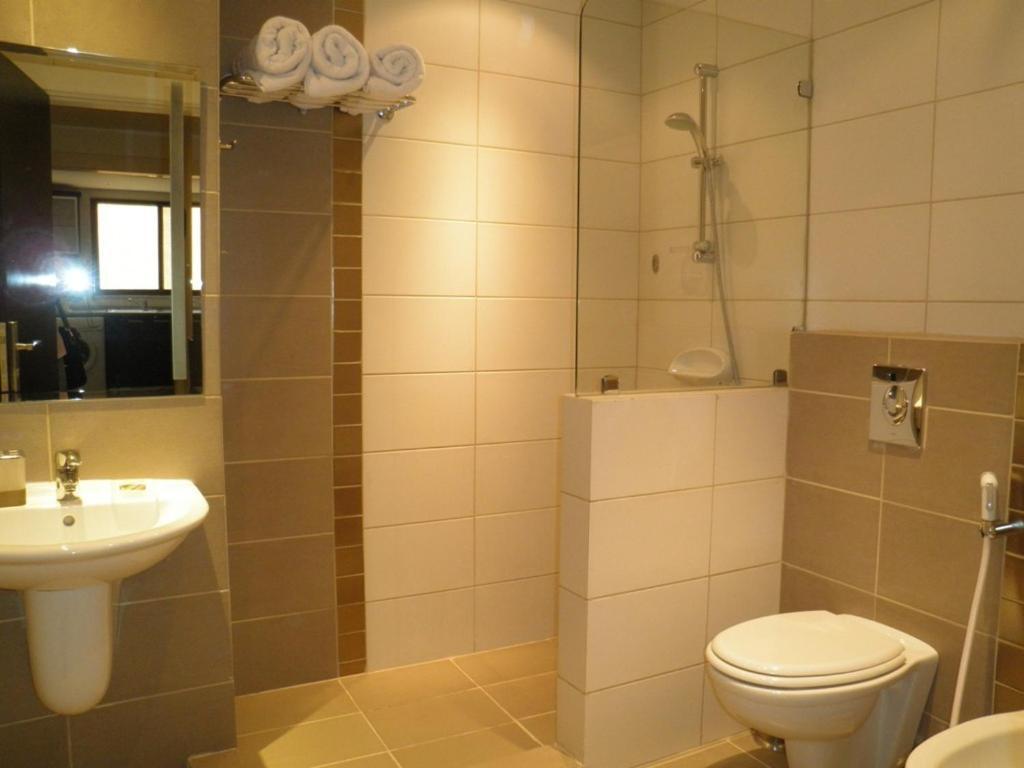 Granada Suites Hotel Amman Phòng bức ảnh
