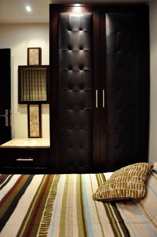 Granada Suites Hotel Amman Phòng bức ảnh