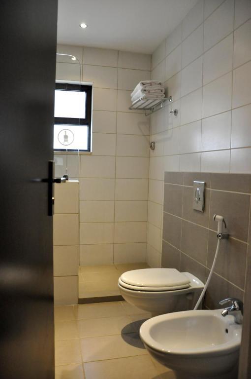 Granada Suites Hotel Amman Phòng bức ảnh