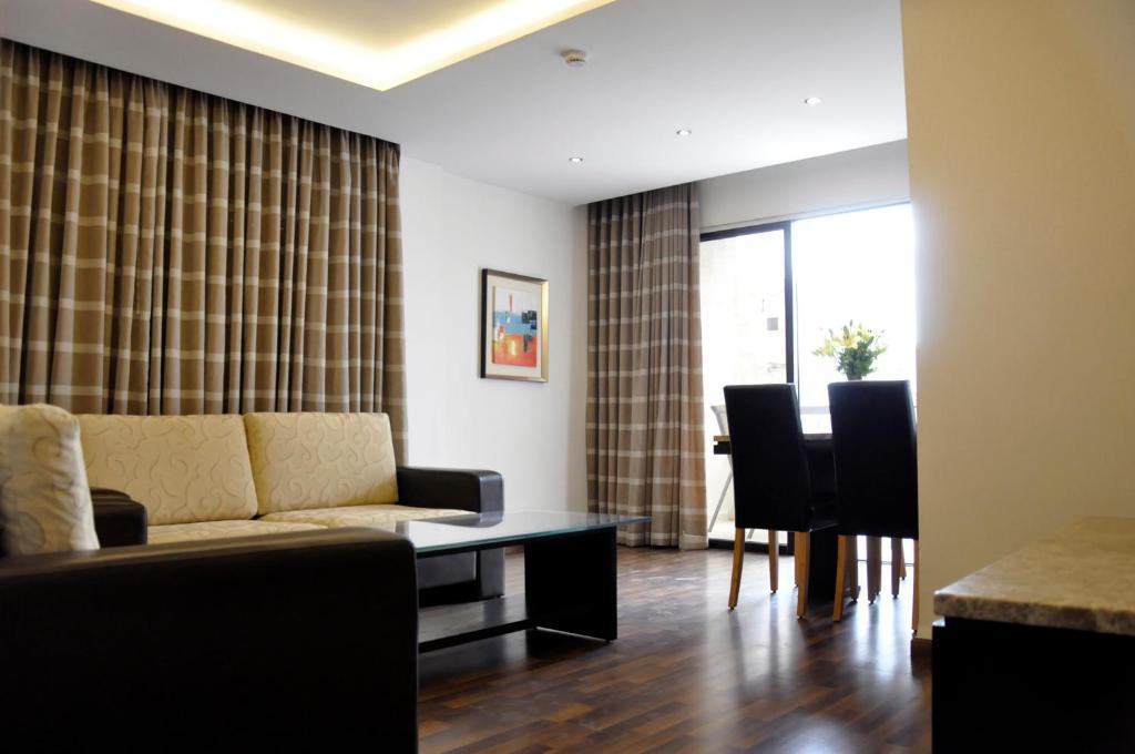 Granada Suites Hotel Amman Phòng bức ảnh